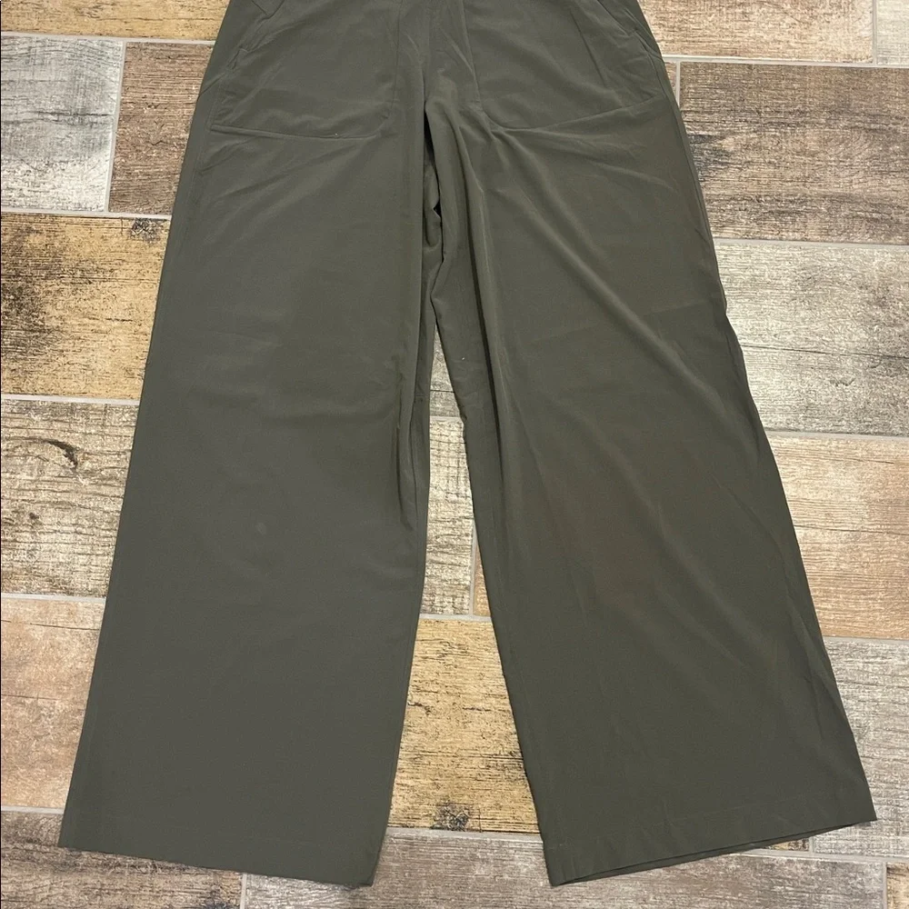 Lululemon Swift Mid Rise Wide Leg Pant Army Green Size 4 - Picture 5 of 7